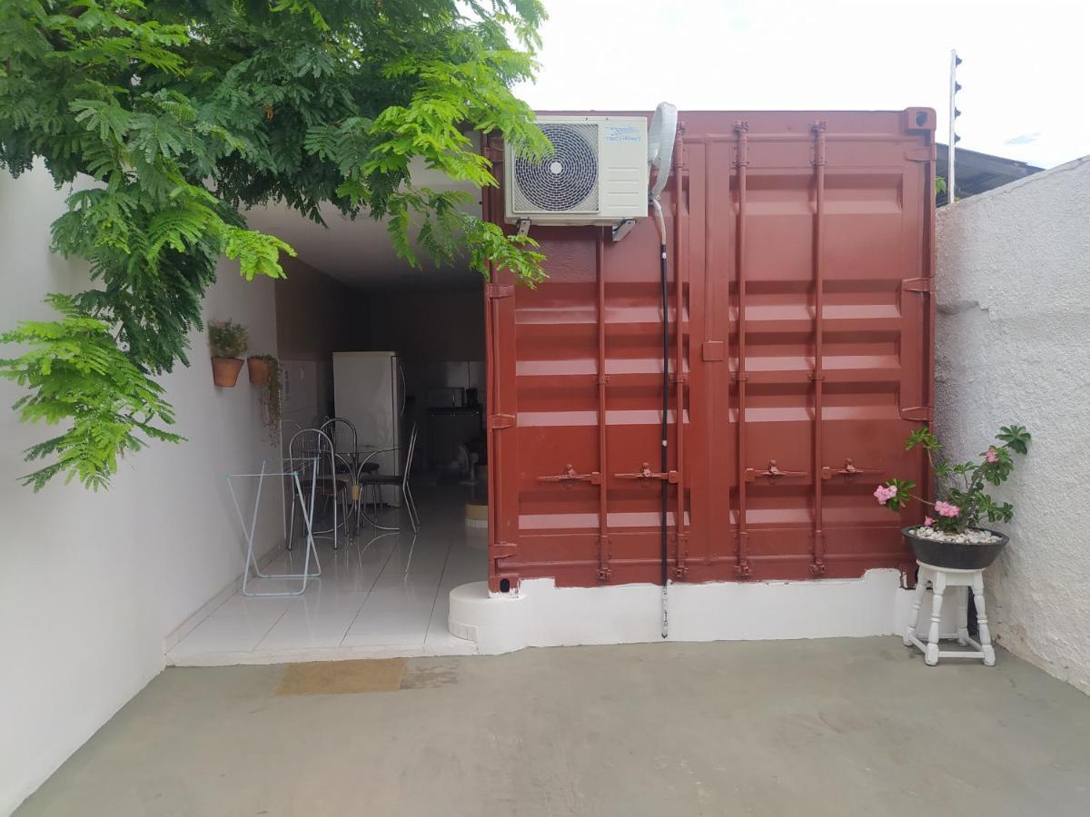 Container Lb Com Garagem Para Carros De Ate 4,5M Boa Vista  Eksteriør billede